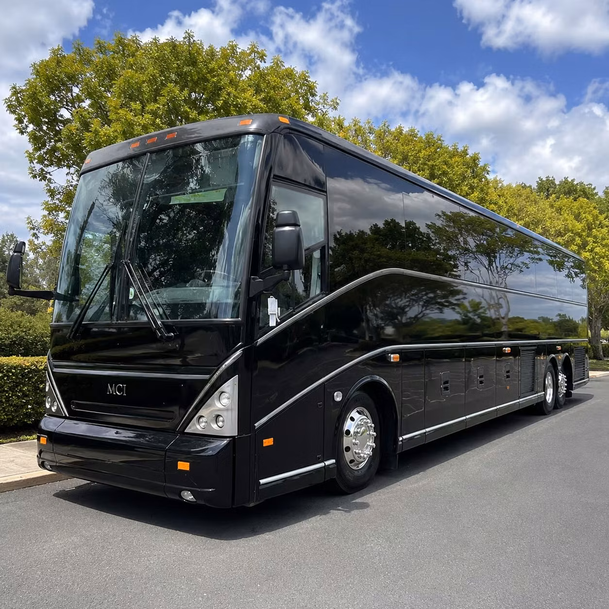 convention and conference shuttle bus rentals at the irving convention center