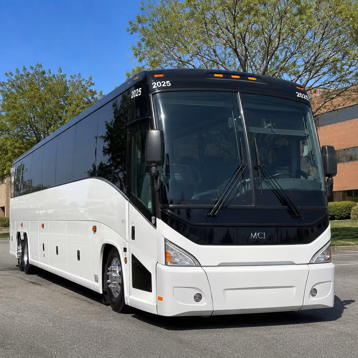 dos equis pavilion and outdoor amphitheater concert transportation from irving