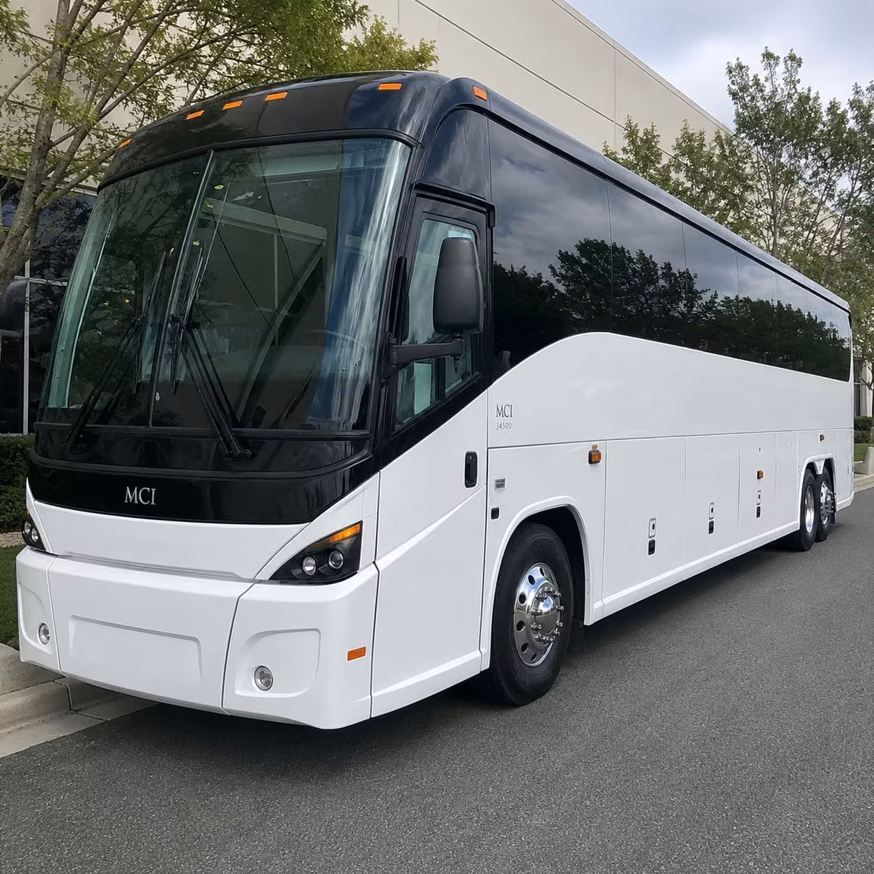 shuttle contracts for federal facilities and irving government campuses