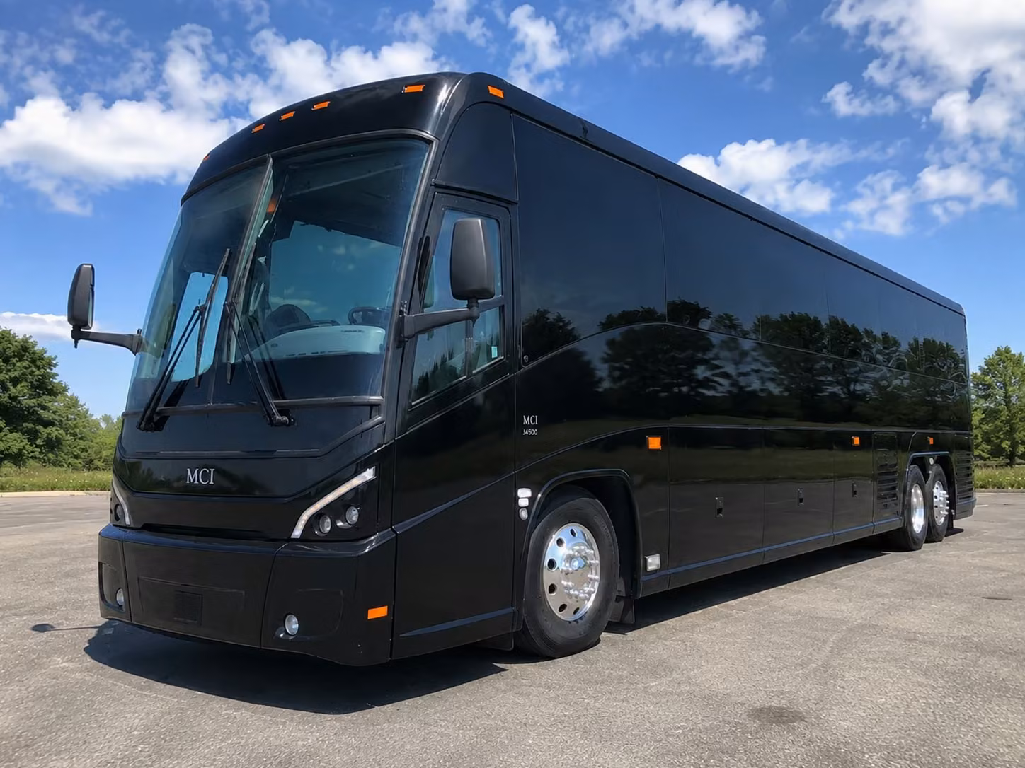 sports team fan charter bus rentals in irving